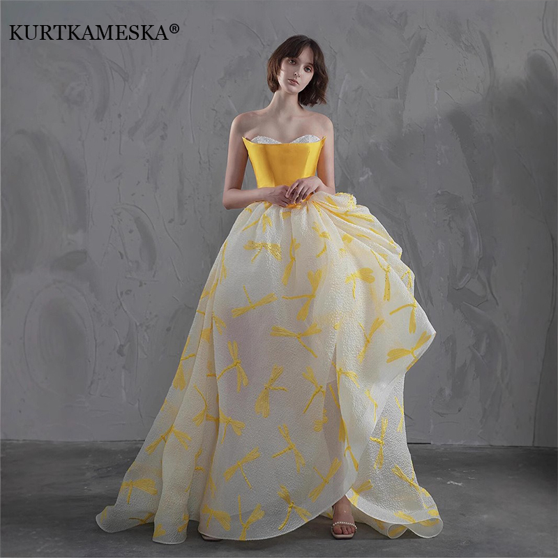 Embroidery Yellow Dress - Elegante Abito Giallo in Raso con